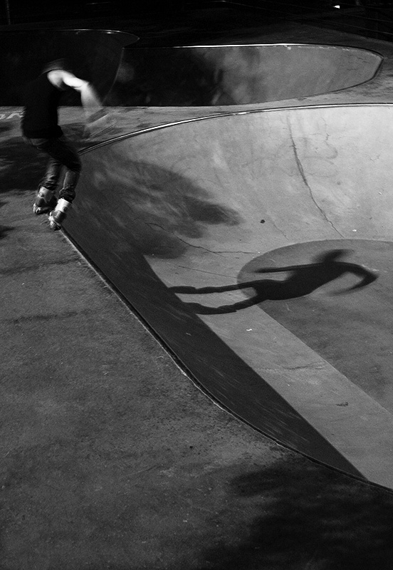 Rollerblades on the edge